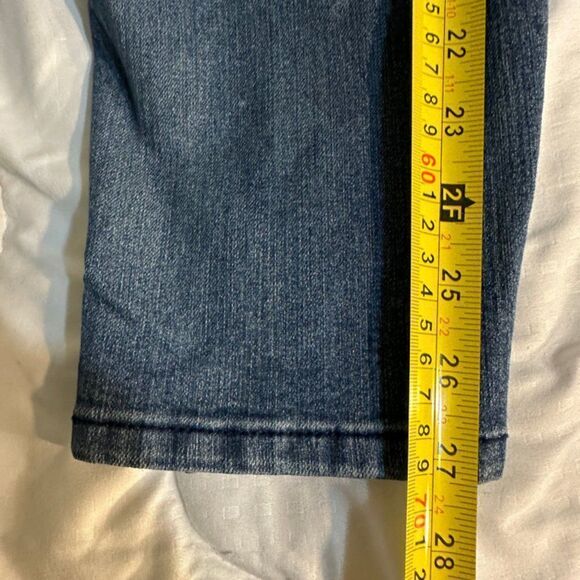 NYDJ Jeans Size 8 Inseam 27 inches - Picture 6 of 13